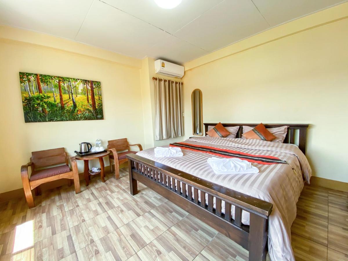 Kavil Guesthouse Чиангмай Экстерьер фото