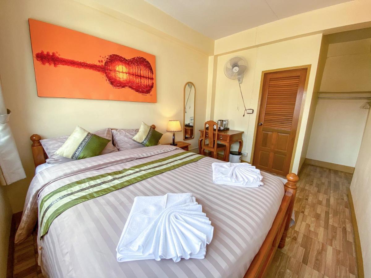 Kavil Guesthouse Чиангмай Экстерьер фото